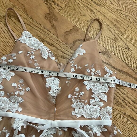 CALVIN KLEIN SEQUINS & LACE A LINE DRESS SIZE 4 - Picture 7 of 10